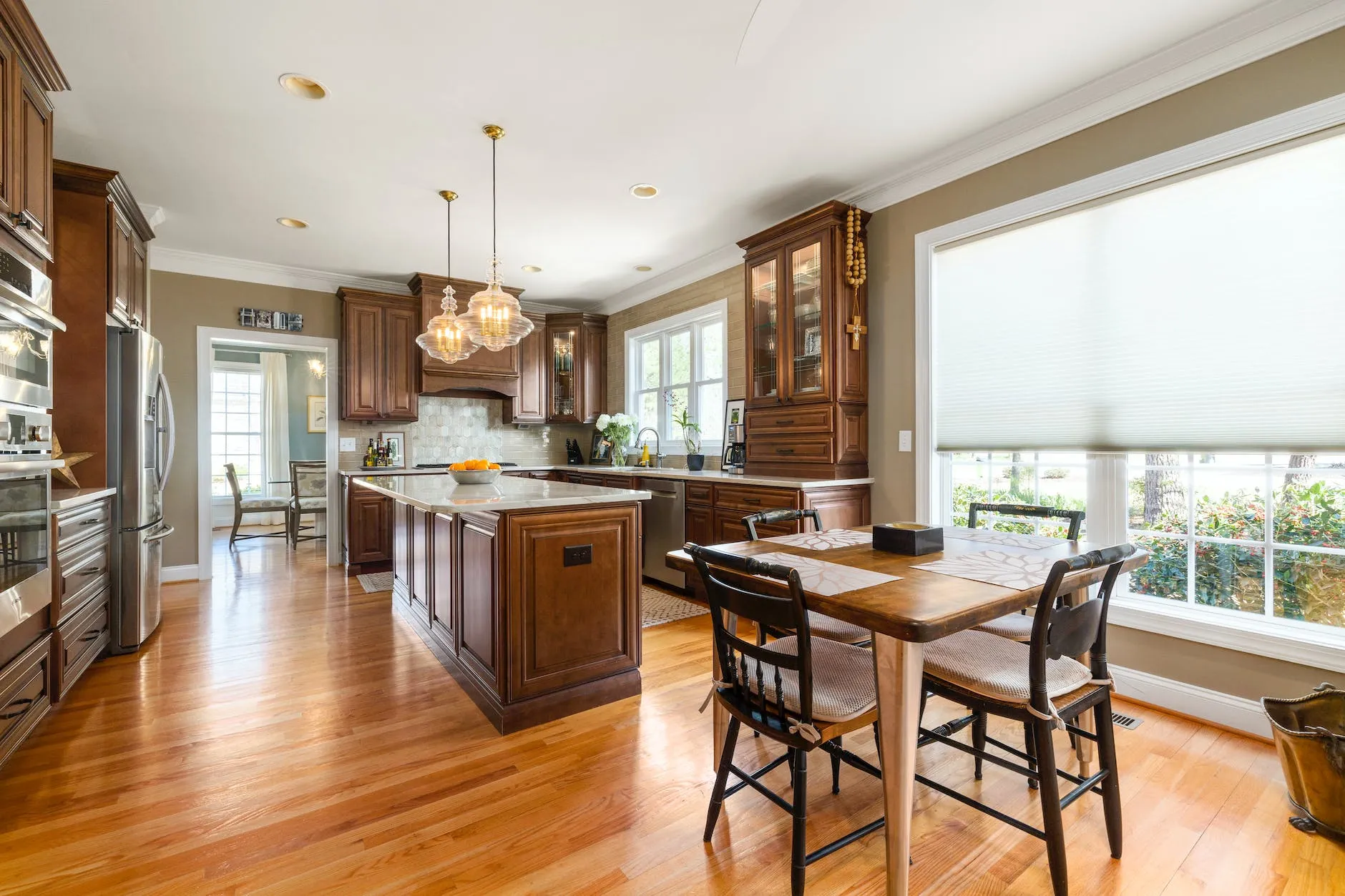 What Factors Affect the Cost of Kitchen Cabinets